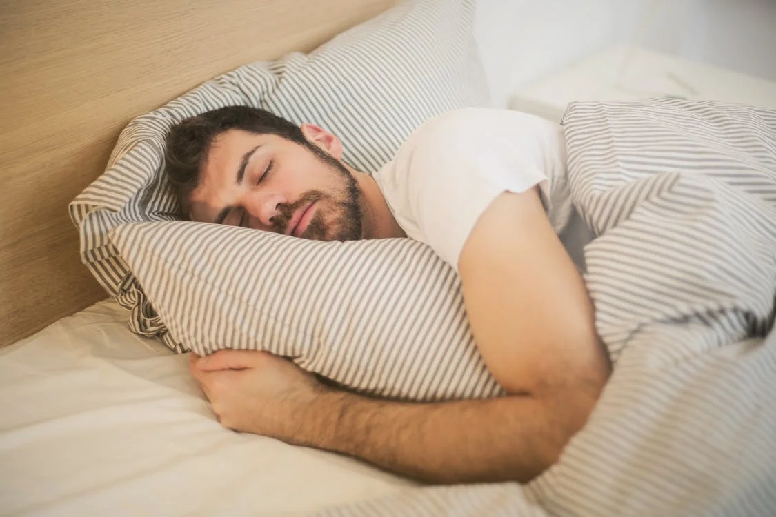 Pilihan Posisi Tidur yang Baik untuk Kesehatan Optimal